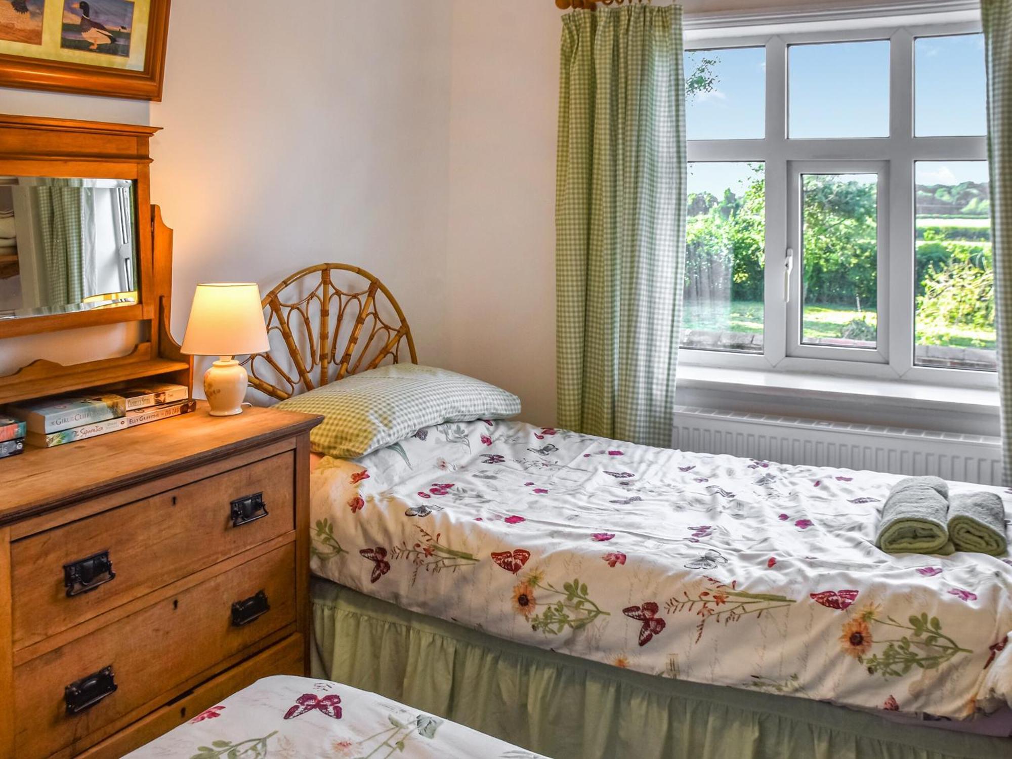 1 Brandiston Barn Cawston