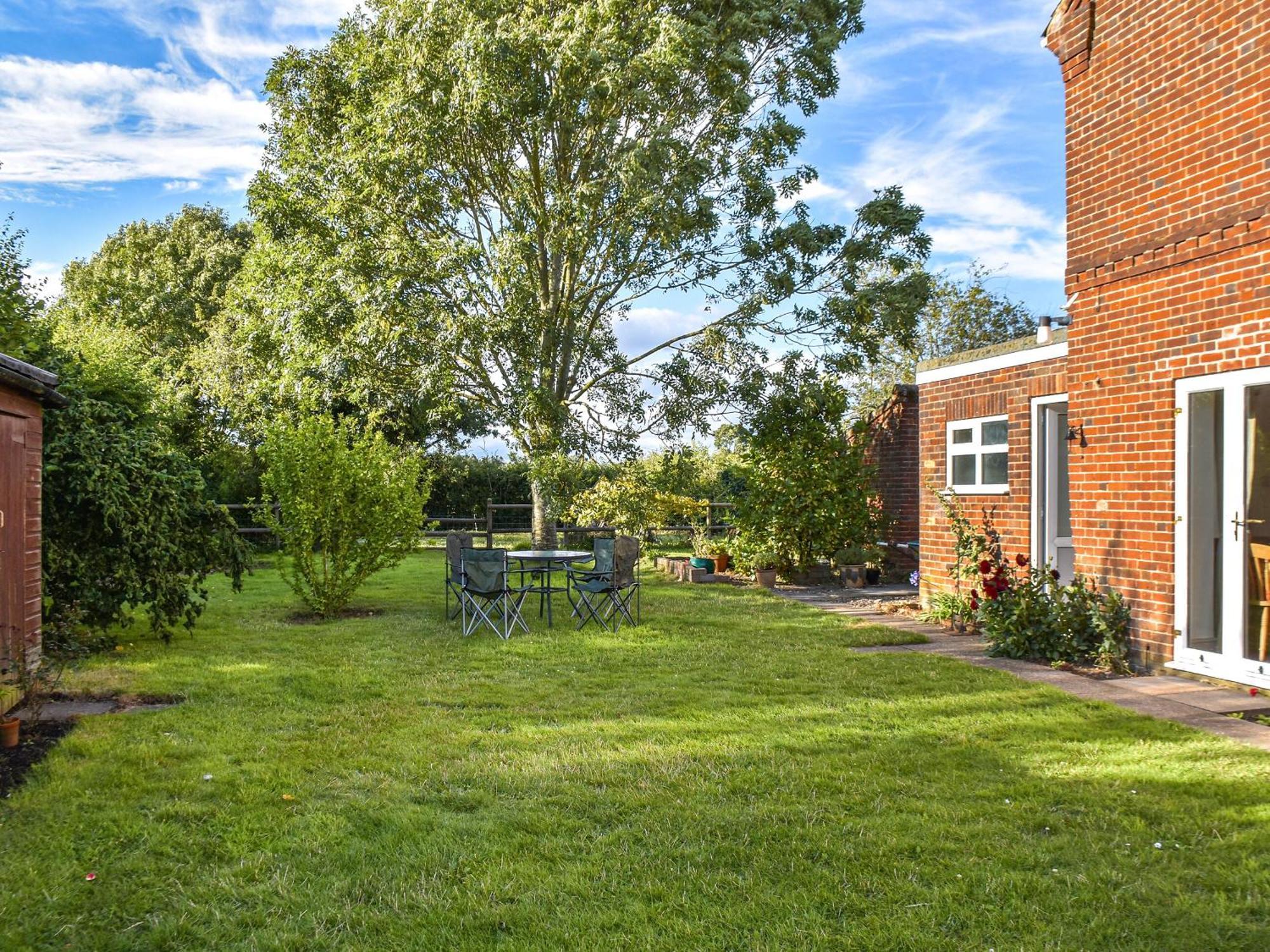 1 Brandiston Barn Cawston